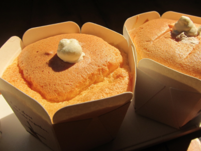 重庆西点培训北海道戚风蛋糕香草奶油馅料的做法