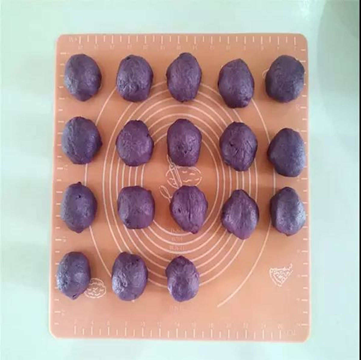学做紫薯酥，紫薯酥的制作方法，自制紫薯酥丨烘焙培训