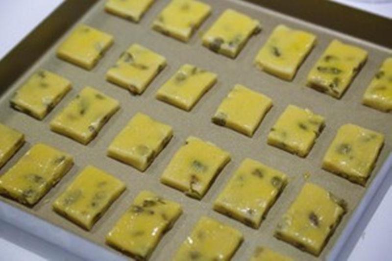 葡萄奶酥怎样做？葡萄奶酥的做法，制作葡萄奶酥的方法丨烘焙培训